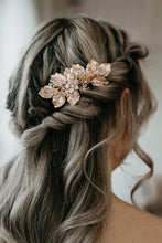 Load image into Gallery viewer, MARGOT HAIR COMB in rose gold
