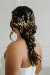 MAUDE HAIR COMB in gold