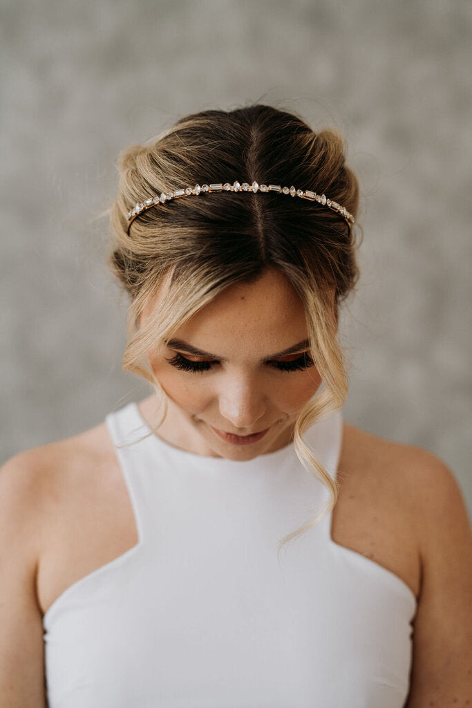 CARRIE HEADBAND in silver