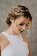 Load image into Gallery viewer, CARRIE HEADBAND in silver
