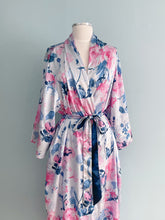 Load image into Gallery viewer, JONES NEW YORK Floral 3/4 Length Robe Size XL
