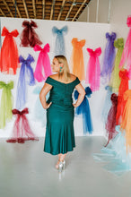 Load image into Gallery viewer, OLEG CASSINI Stretch Body Con Off Shoulder Asym. Pleats w/Slit Size 12
