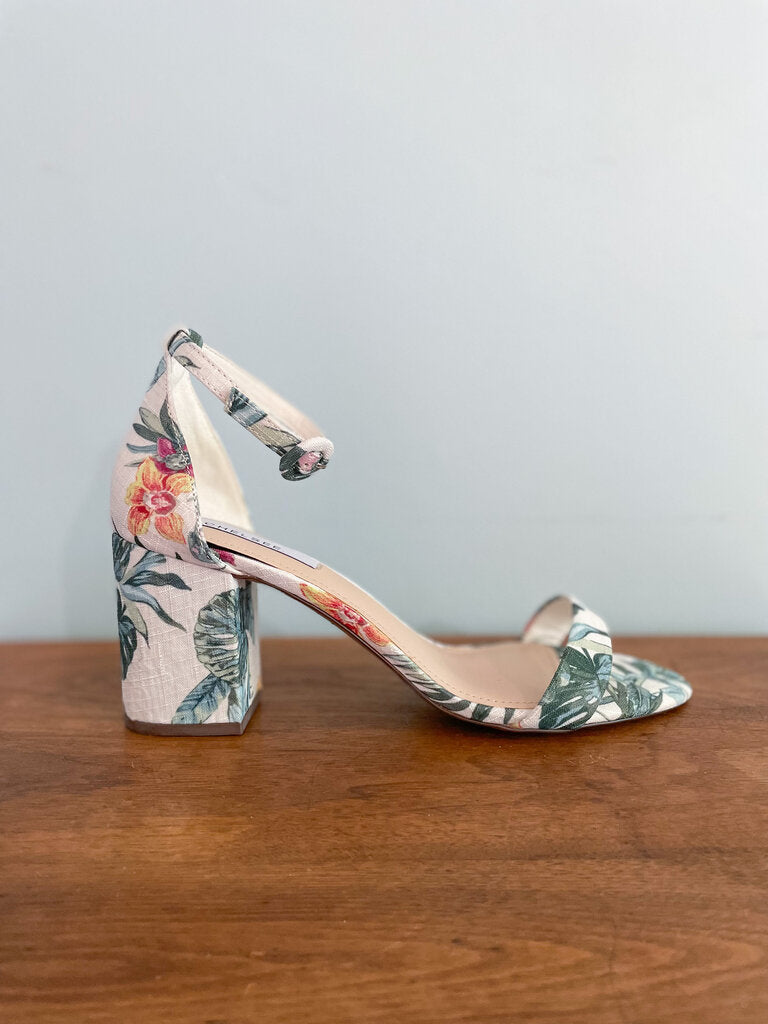 CHELSEE GIRL Palm Tree Hibiscus Printed Block Heel Ankle Strap SIze 10