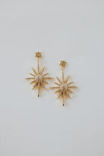 Load image into Gallery viewer, LYRA EARRING in gold
