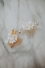 Load image into Gallery viewer, PALOMA HAIR COMB in gold
