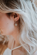 Load image into Gallery viewer, LYRA EARRING in rose gold
