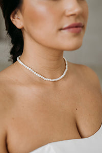 GLORIA NECKLACE in gold + pearl