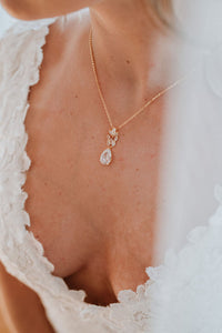 AVERY NECKLACE in rose gold