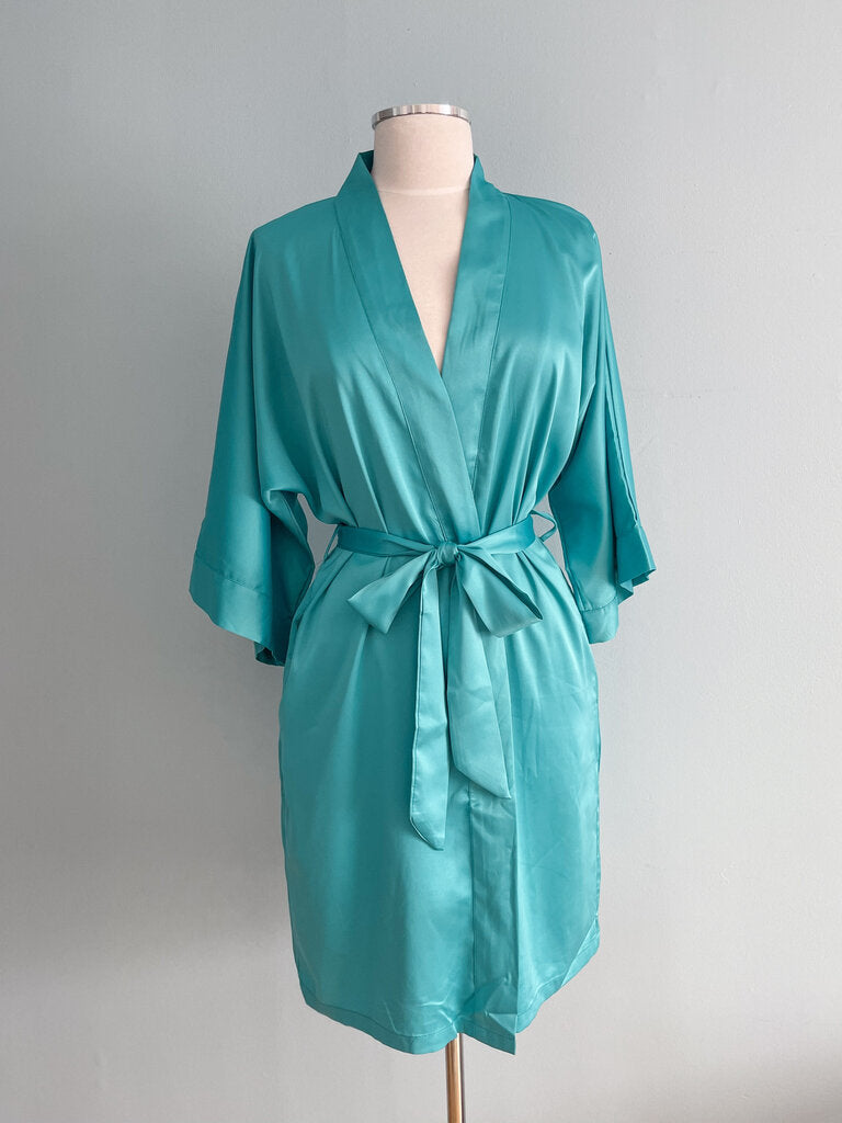 NO LABEL Satin Belted Robe Half Sleeve Size S