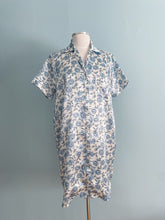 Load image into Gallery viewer, VINTAGE FLORAL SATIN NIGHT SHIRT
