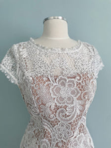 ADRIANNA PAPELL Embroidered Lace Shift Size 12