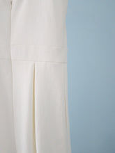 Load image into Gallery viewer, RW&amp;CO Stretch Linen Skater Box Pleats Pockets Size 0
