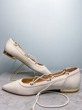 Load image into Gallery viewer, ALDO Flat Pointed Toe Cross Lace Dtl. Gold Under Heel Size 7
