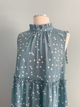 Load image into Gallery viewer, SUZANNE BETRO Mock Tie Neck Sleeveless Polka Dot
